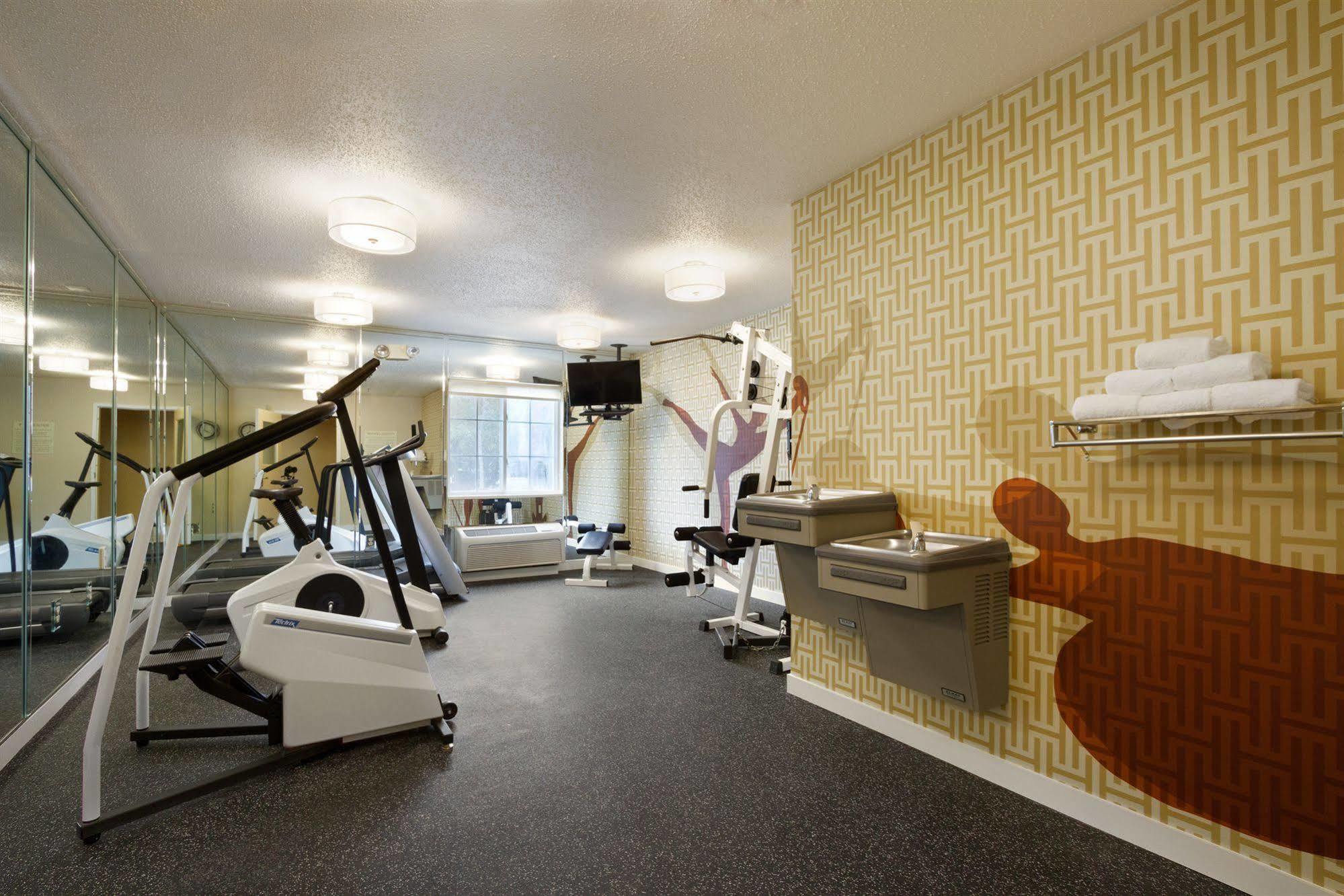 Mainstay Suites Hartford Meriden Buitenkant foto